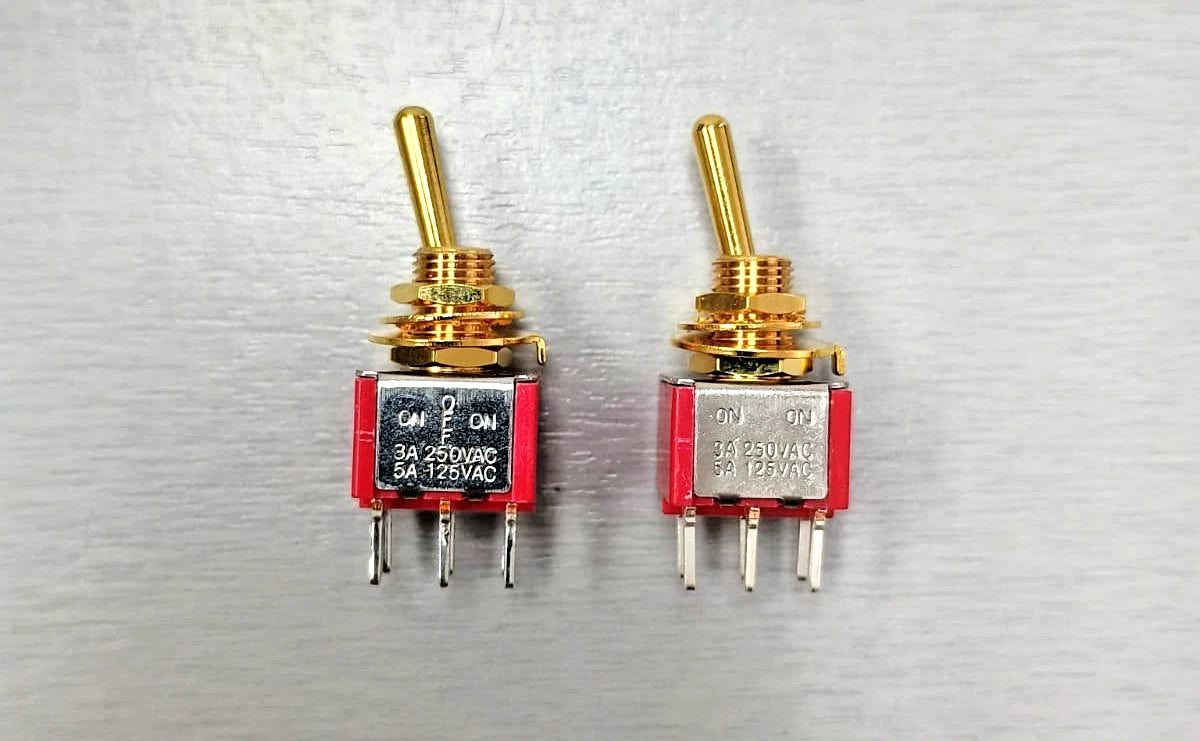 Sustainiac® Gold Toggle Switch Set